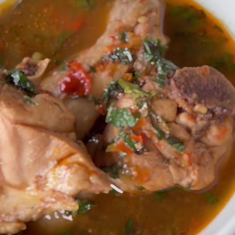 Chicken peppersoup by Hephzibah Adesoga